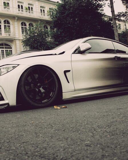 BMW I4