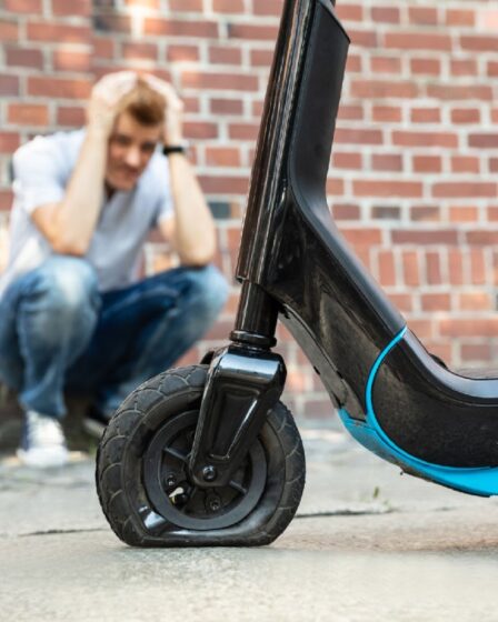 Atelier de réparation de trottinette électrique à Paris