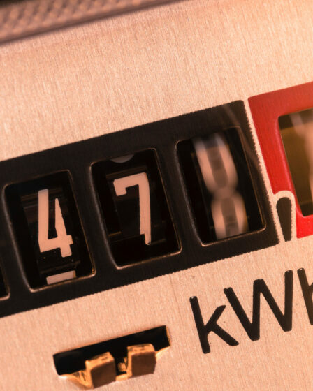 Combien de kWh pour Recharger une Voiture Électrique!