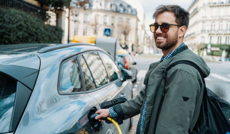 Où trouver des bornes de recharge pour voiture électrique à Paris ? bornes de recharge à Paris